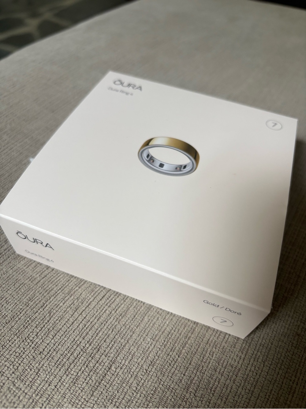Oura Ring GOLD, SIZE 7, GEN 4 - Picture 2 of 3